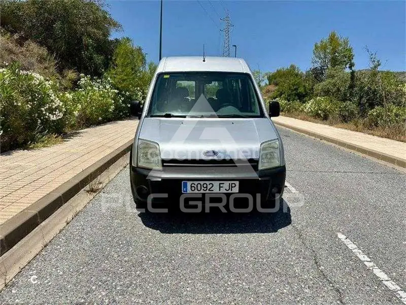2013 Ford Tourneo