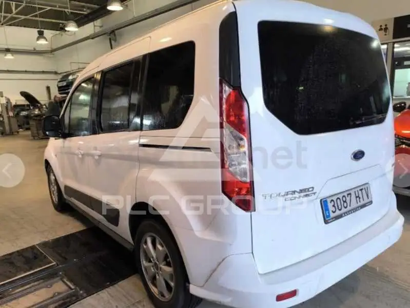 2013 Ford Tourneo