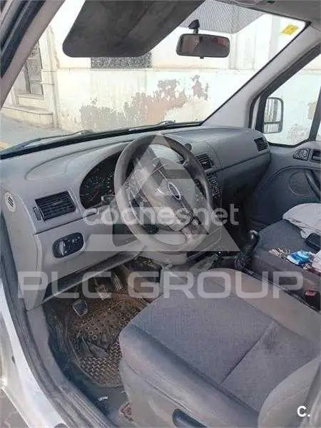 2013 Ford Tourneo
