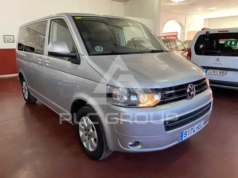 2013 Volkswagen CARAVELLE