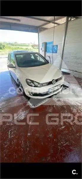 2013 Volkswagen GOLF