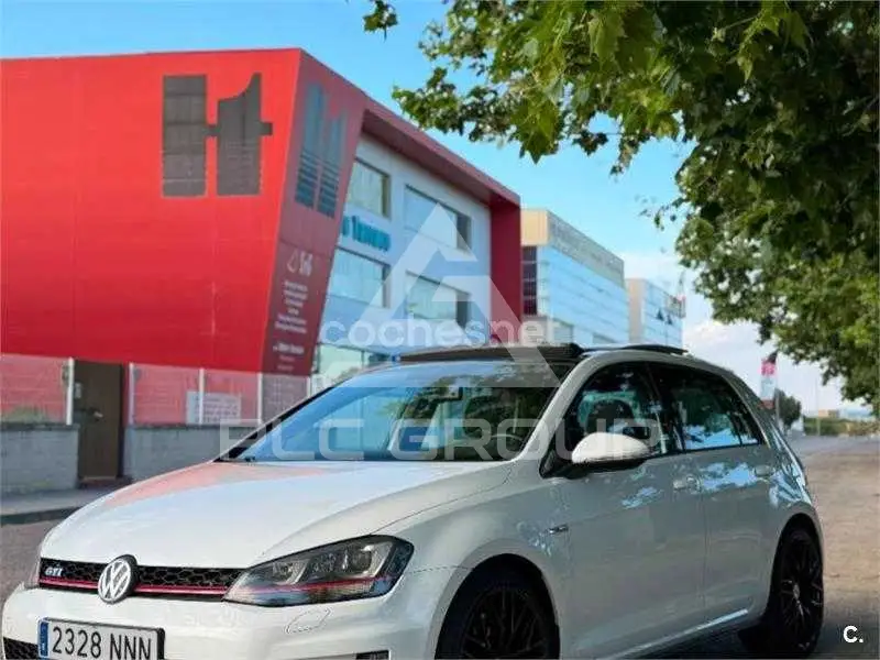 2013 Volkswagen GOLF