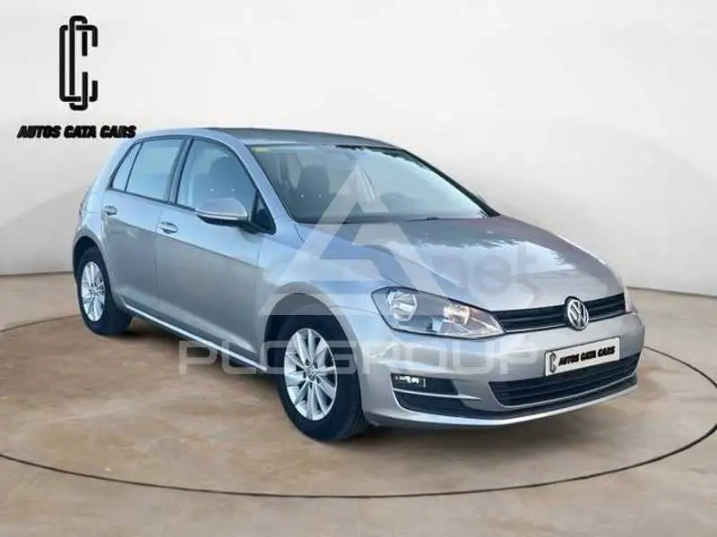 2013 Volkswagen GOLF