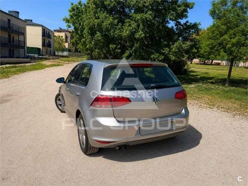 2013 Volkswagen GOLF