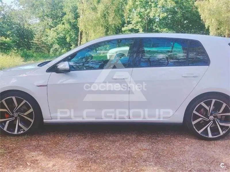2013 Volkswagen GOLF