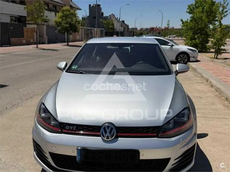 2013 Volkswagen GOLF