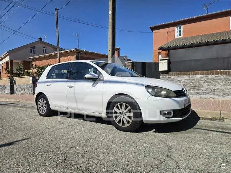 2013 Volkswagen GOLF