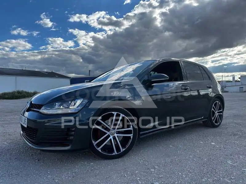 2013 Volkswagen GOLF