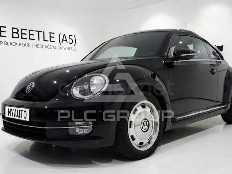2013 Volkswagen BEETLE