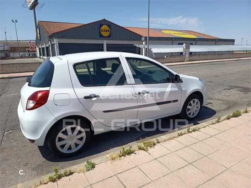 2013 Renault Clio