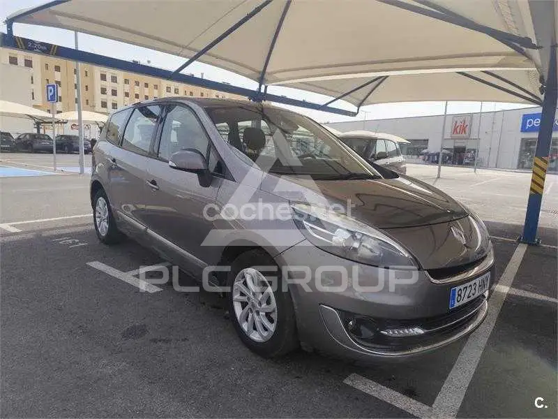 2013 Renault Scenic