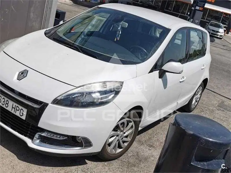 2013 Renault Scenic