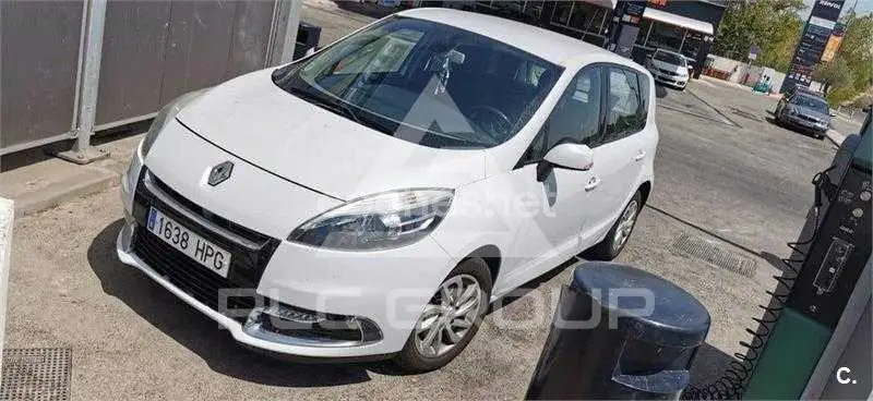 2013 Renault Scenic