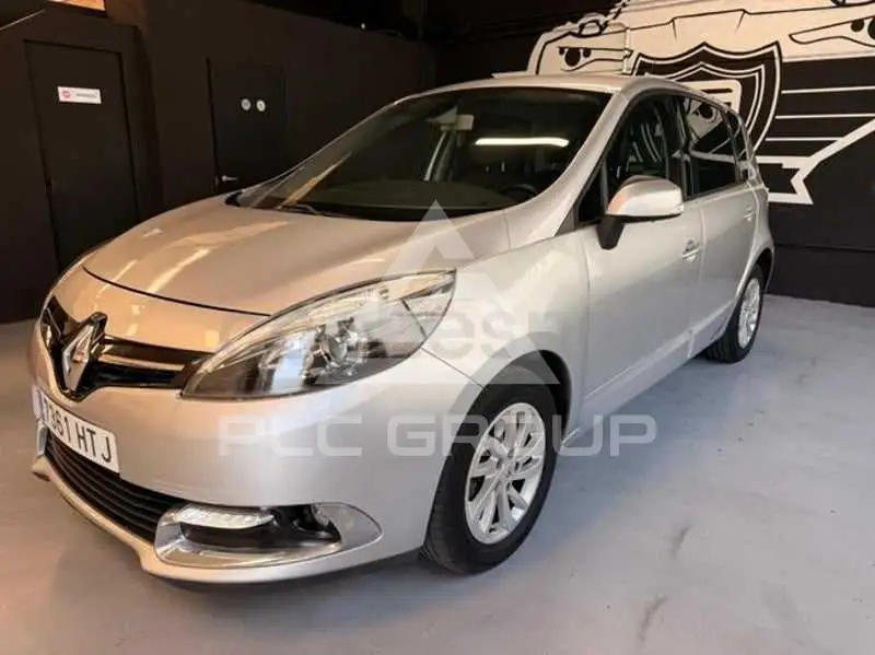 2013 Renault Scenic