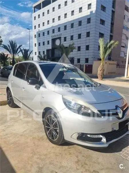 2013 Renault Scenic