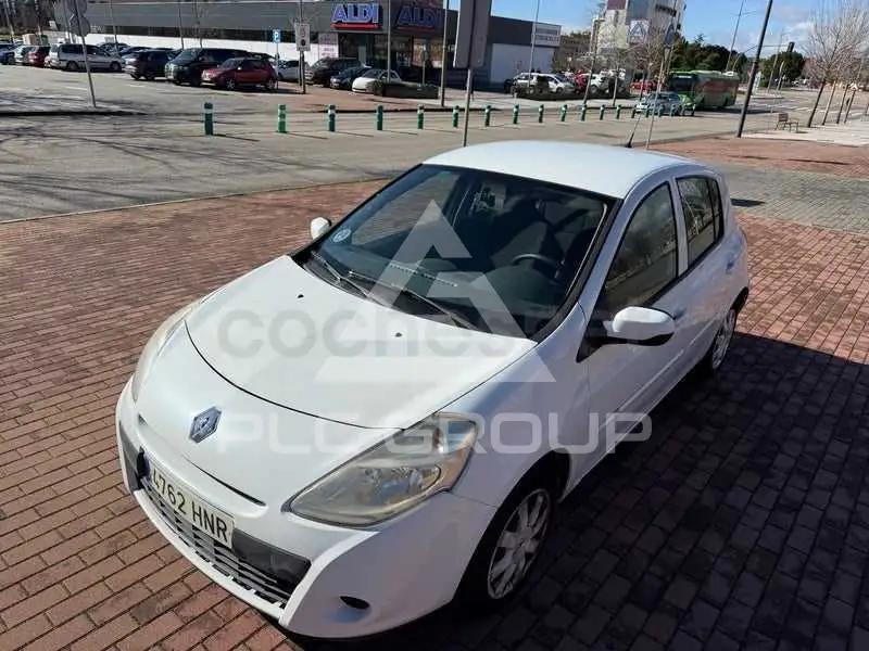 2013 Renault Clio