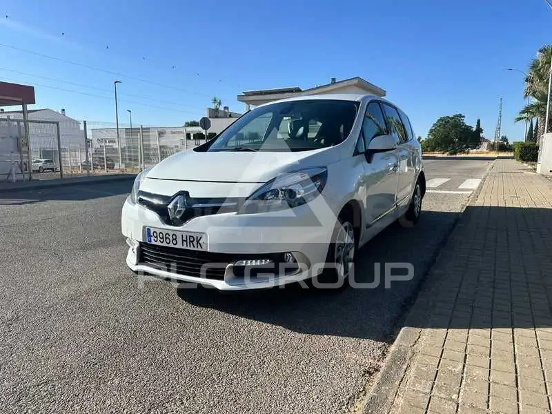 2013 Renault Grand Scenic
