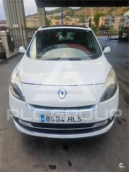 2013 Renault Grand Scenic