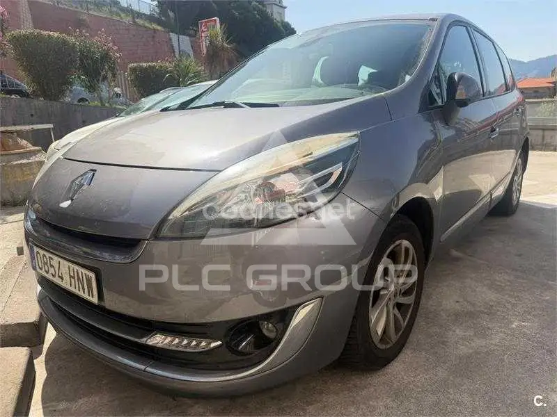 2013 Renault Grand Scenic