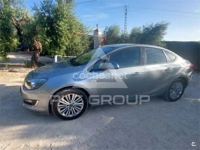 2013 Opel Astra