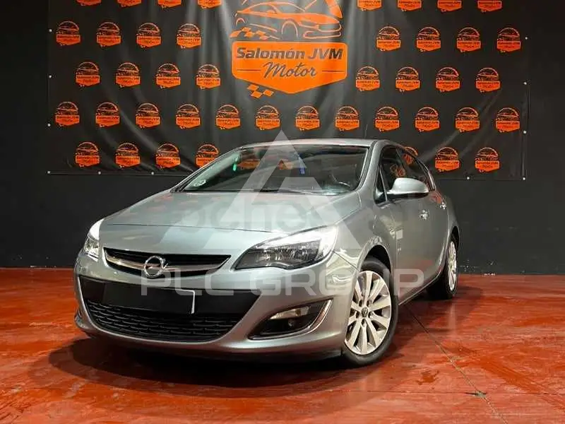 2013 Opel Astra