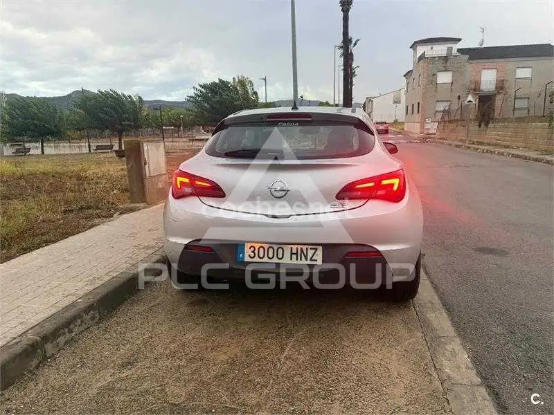 2013 Opel Astra