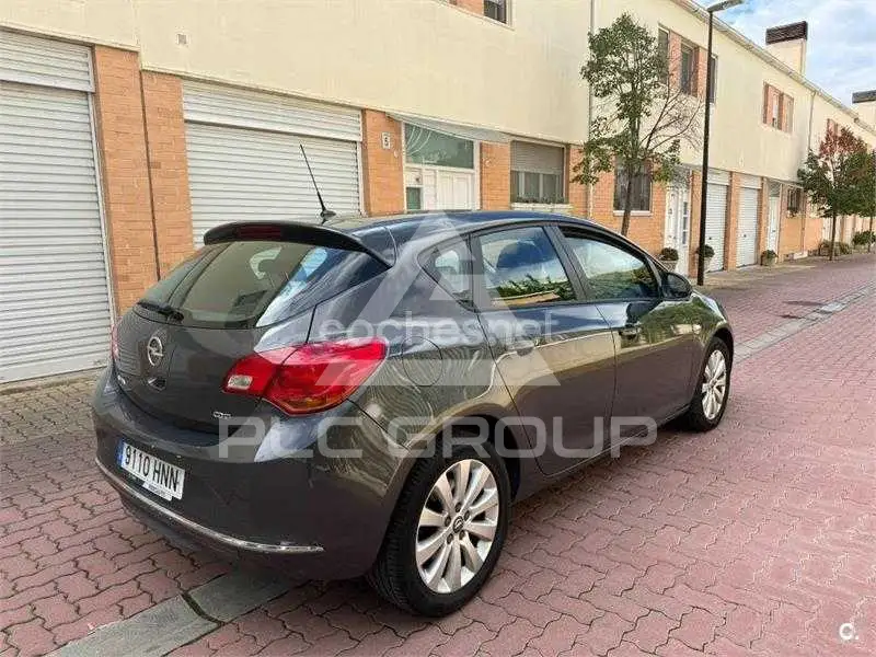2013 Opel Astra