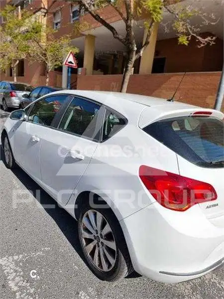 2013 Opel Astra