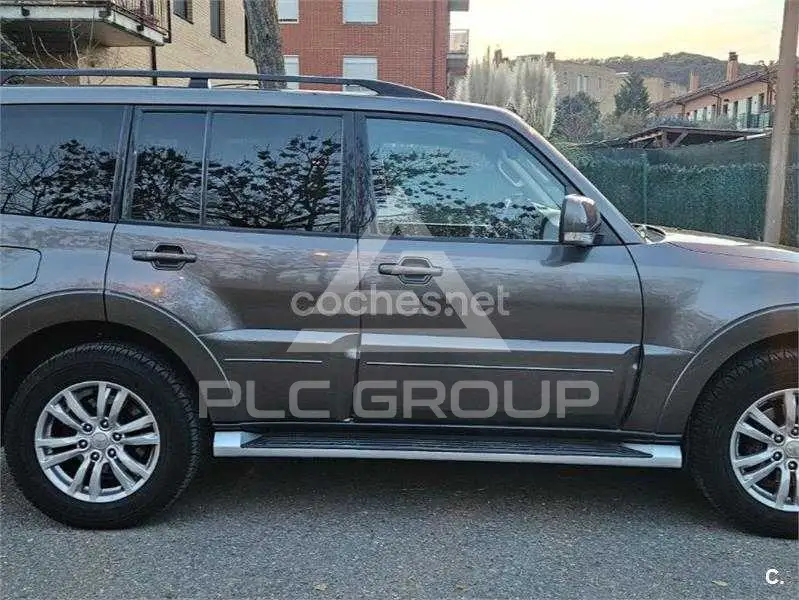 2014 Mitsubishi MONTERO