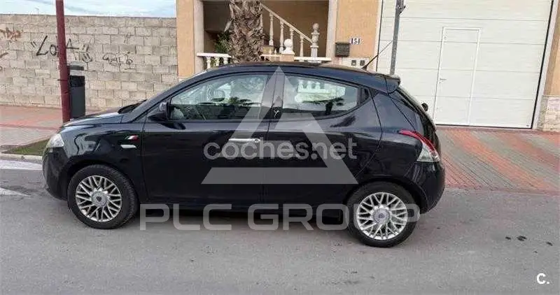 2014 Lancia YPSILON