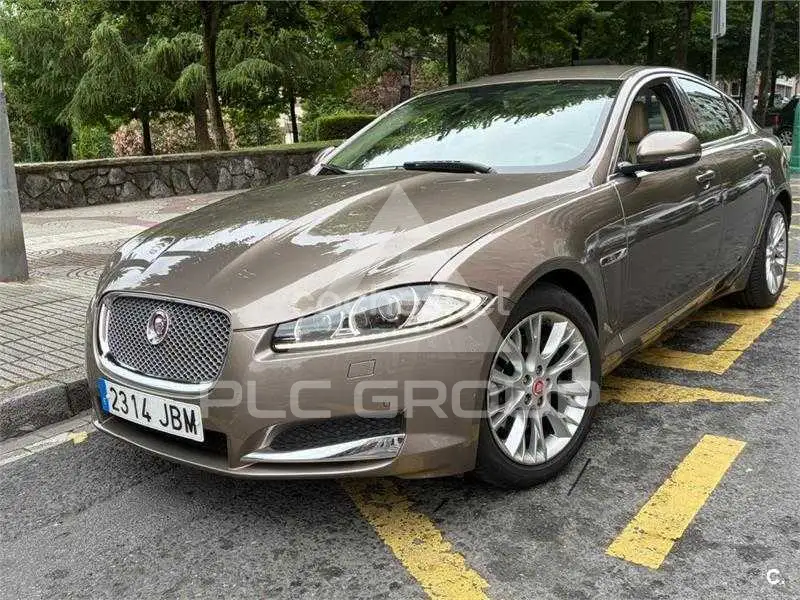 2014 Jaguar XF