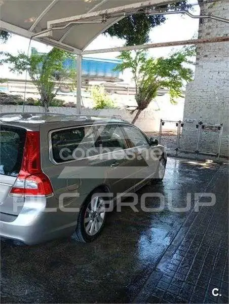 2014 Volvo V70