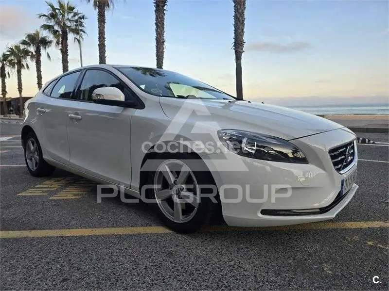 2014 Volvo V40