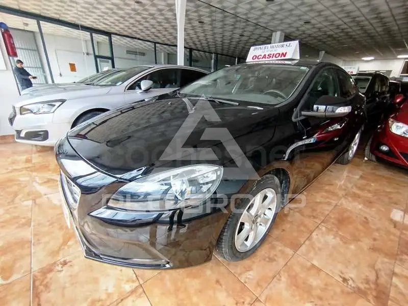 2014 Volvo V40
