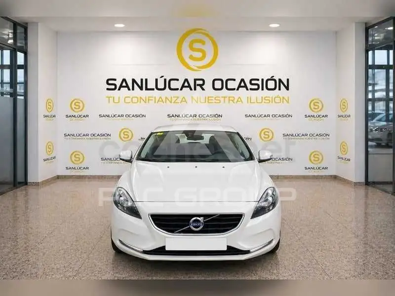 2014 Volvo V40