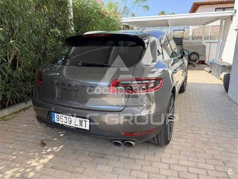 2014 Porsche MACAN