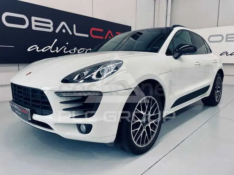 2014 Porsche MACAN