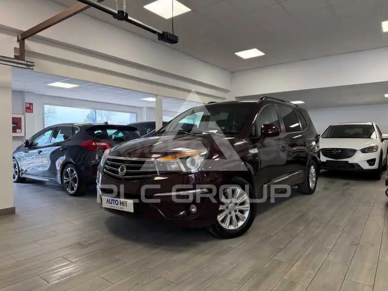 2014 Ssangyong Rodius
