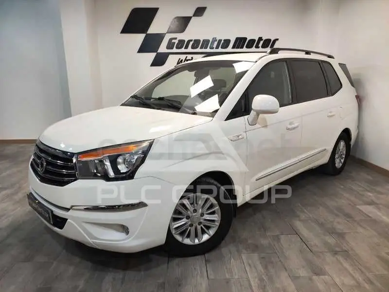 2014 Ssangyong Rodius