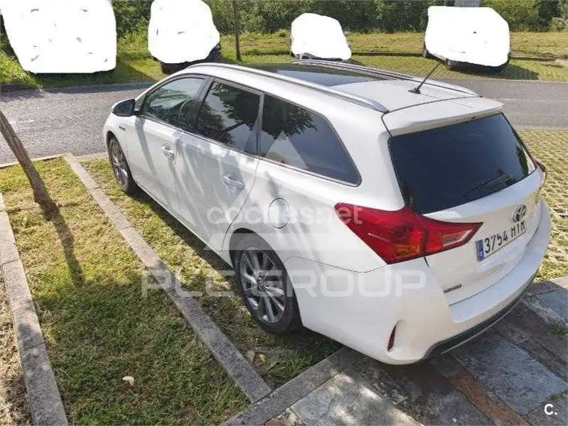 2014 Toyota AURIS