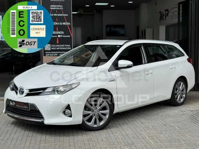 2014 Toyota AURIS