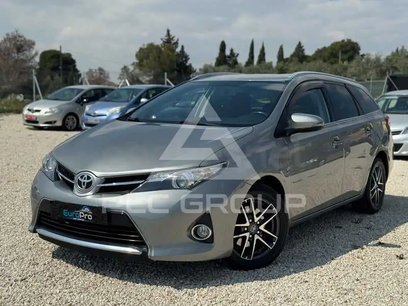 2014 Toyota AURIS