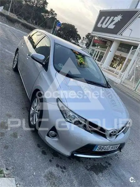 2014 Toyota AURIS
