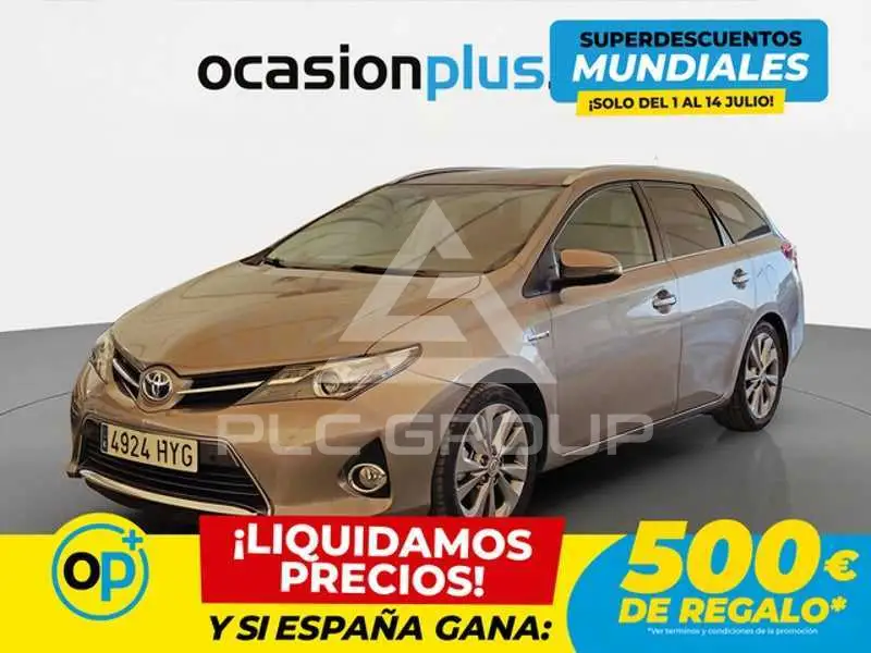 2014 Toyota AURIS