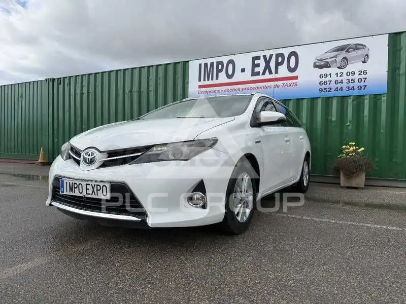 2014 Toyota AURIS