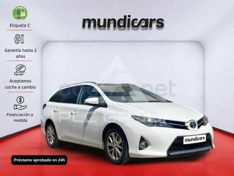 2014 Toyota AURIS