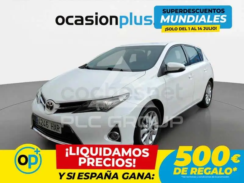 2014 Toyota AURIS