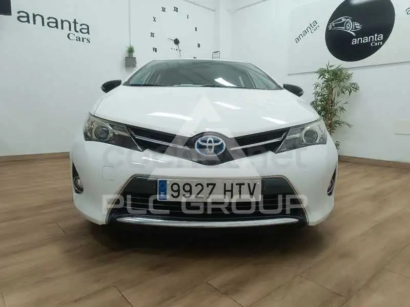 2014 Toyota AURIS