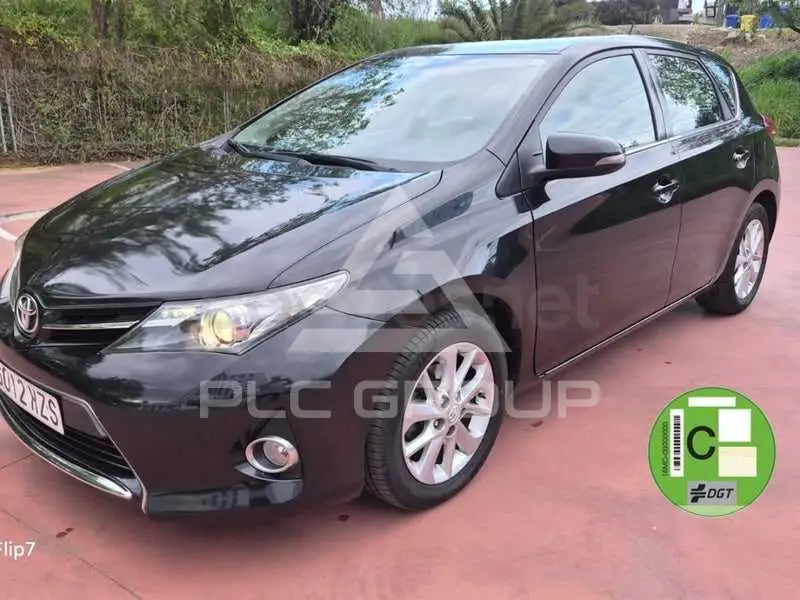 2014 Toyota AURIS