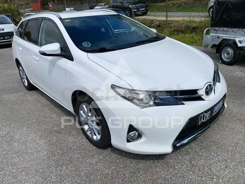 2014 Toyota AURIS